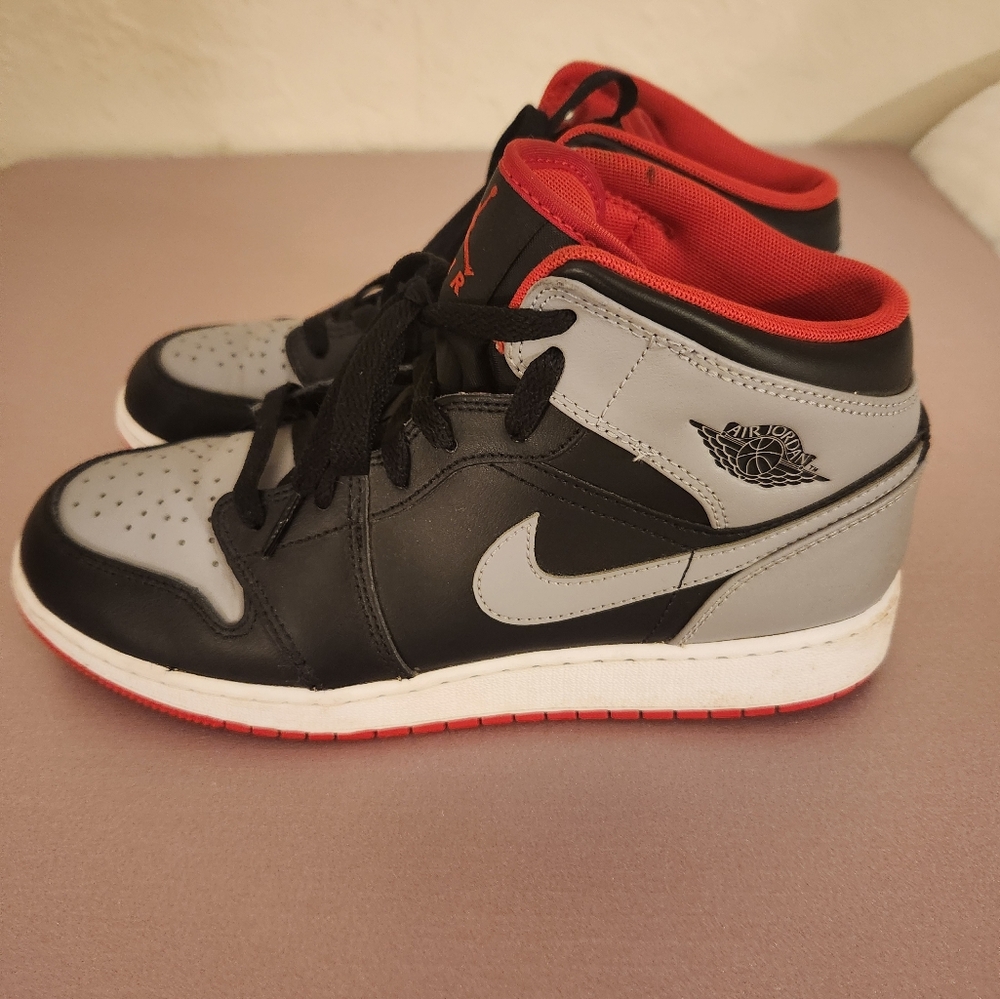 Jordan's Size 7Y
